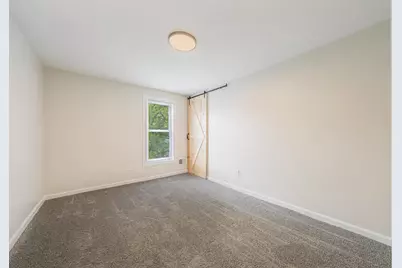 402 E Lincoln Avenue, Oshkosh, WI 54901 - Photo 21