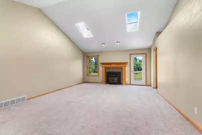 N2672 Butternut Road, Hortonville, WI 54944 - Photo 5