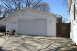 921 Liberty St, Green Bay, WI 54304 - Photo 25