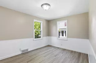 1831 S Oneida St, Appleton, WI 54915 - Photo 5