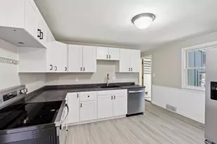 1831 S Oneida St, Appleton, WI 54915 - Photo 7