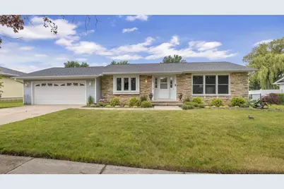 908 Meadow Lane, Fond du Lac, WI 54935 - Photo 1