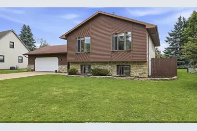 3236 S Whip Poor Will Lane, Appleton, WI 54915 - Photo 1