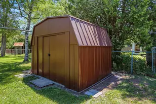 237 S Clay St, De Pere, WI 54115 - Photo 59