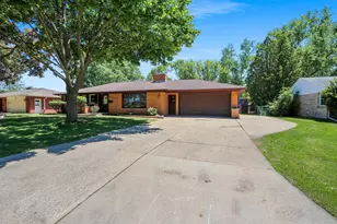 237 S Clay St, De Pere, WI 54115 - Photo 79