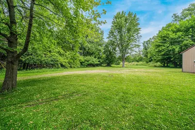825 Welcome Road, Menasha, WI 54952 - Photo 3