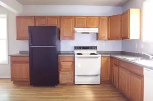 1214 S Greenwood Ave, Green Bay, WI 54304 - Photo 3