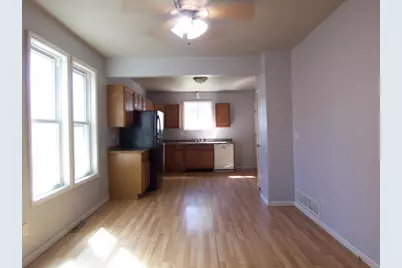 1214 S Greenwood Avenue, Green Bay, WI 54304 - Photo 5