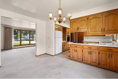 917 Myrtle Lane, Green Bay, WI 54304 - Photo 15