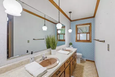 542 Wakefield Avenue, Fond du Lac, WI 54935 - Photo 11