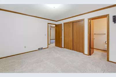 542 Wakefield Avenue, Fond du Lac, WI 54935 - Photo 17