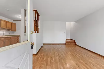 908 Georgia Street, Oshkosh, WI 54902 - Photo 3