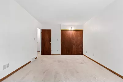 908 Georgia Street, Oshkosh, WI 54902 - Photo 17