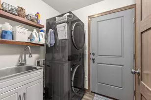 607 W 5th St, Shawano, WI 54166 - Photo 23