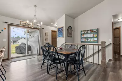 607 W 5th Street, Shawano, WI 54166 - Photo 9