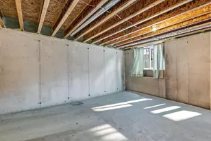 607 W 5th St, Shawano, WI 54166 - Photo 33