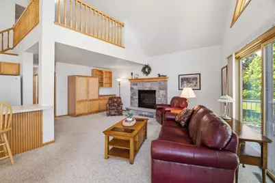 2146 N Point Comfort Road, Oshkosh, WI 54902 - Photo 11