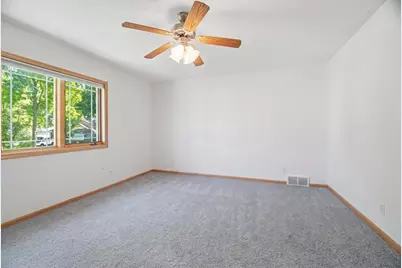 2146 N Point Comfort Road, Oshkosh, WI 54902 - Photo 41