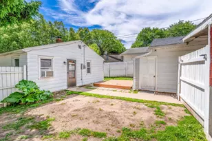 1200 S Greenwood Ave, Green Bay, WI 54304 - Photo 17