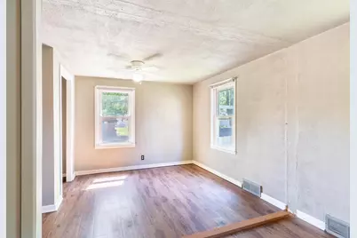 1200 S Greenwood Avenue, Green Bay, WI 54304 - Photo 11