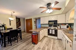1235 W Nicolet Cercle, Appleton, WI 54914 - Photo 7