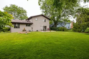 1017 E Capitol Dr, Appleton, WI 54911 - Photo 27