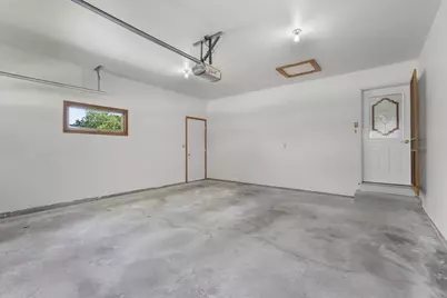 2352 Mount Vernon Street, Oshkosh, WI 54901 - Photo 15