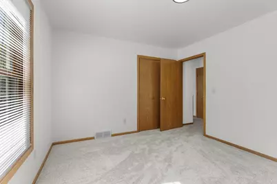 2352 Mount Vernon Street, Oshkosh, WI 54901 - Photo 13