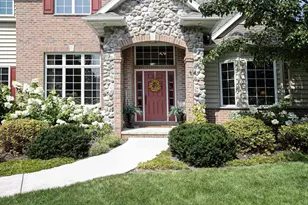 422 Bosworth Ln, Neenah, WI 54956 - Photo 13