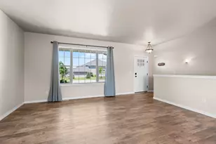 1897 Meadowland Ct, Green Bay, WI 54311 - Photo 5