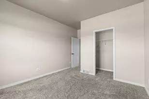 1897 Meadowland Ct, Green Bay, WI 54311 - Photo 19