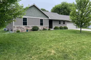 1830 Kentucky St, Sturgeon Bay, WI 54235 - Photo 5