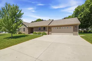 1830 Kentucky St, Sturgeon Bay, WI 54235 - Photo 31