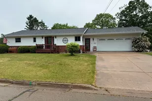 116 Rohrer St, Clintonville, WI 54929 - Photo 1