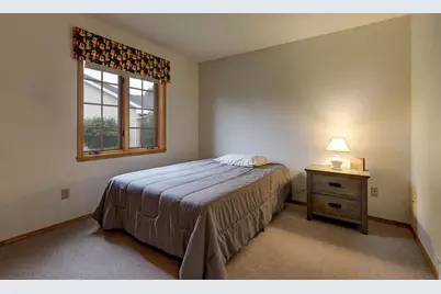 2420 Noel Court, Oshkosh, WI 54904 - Photo 15
