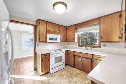 1082 Kenwood Street, Green Bay, WI 54304 - Photo 13