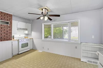 521 E Calumet Street, Appleton, WI 54915 - Photo 7