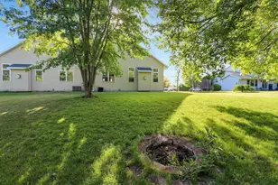 1091 Stillmeadow Ln, Menasha, WI 54952 - Photo 39