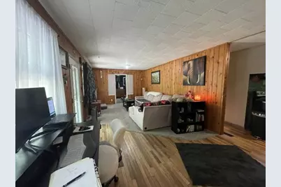 2601 W 2nd Avenue, Gladstone, MI 49837 - Photo 3