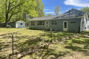 2601 W 2nd Ave, Gladstone, MI 49837 - Photo 59