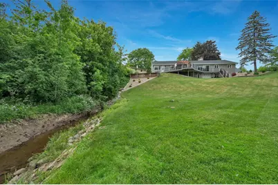 2687 Vissers Court, Green Bay, WI 54313 - Photo 3