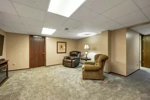 2687 Vissers Ct, Green Bay, WI 54313 - Photo 43
