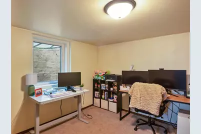 400 Newhall Street, Green Bay, WI 54302 - Photo 11