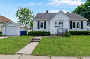 400 Newhall St, Green Bay, WI 54302 - Photo 1