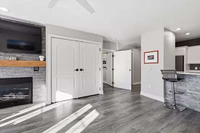 107 N 1st Avenue #Unit 231/233, Sturgeon Bay, WI 54235 - Photo 9