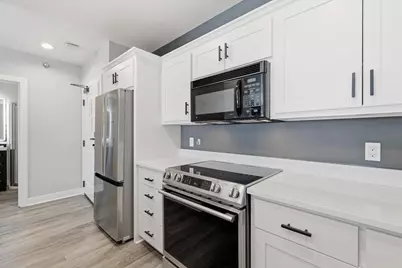 107 N 1st Avenue #Unit 231/233, Sturgeon Bay, WI 54235 - Photo 3