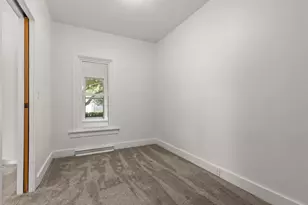 926 Dove St, Oshkosh, WI 54902 - Photo 21