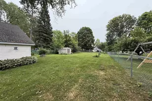 102 N Clinton Ave, Clintonville, WI 54929 - Photo 25