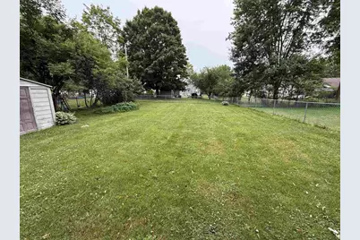 102 N Clinton Avenue, Clintonville, WI 54929 - Photo 23
