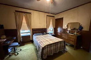 102 N Clinton Ave, Clintonville, WI 54929 - Photo 9